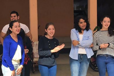 Alumnos de Psicología visitan el Asilo de Cáritas Xalapa